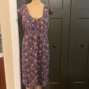 Eddie Bauer size 8 100% cotton dress and lining. Excellent condition.